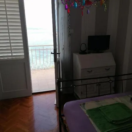Appartement Andri Petrčane