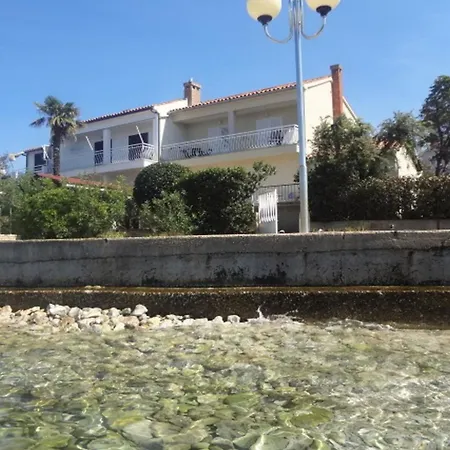 Andri Apartman Petrčane